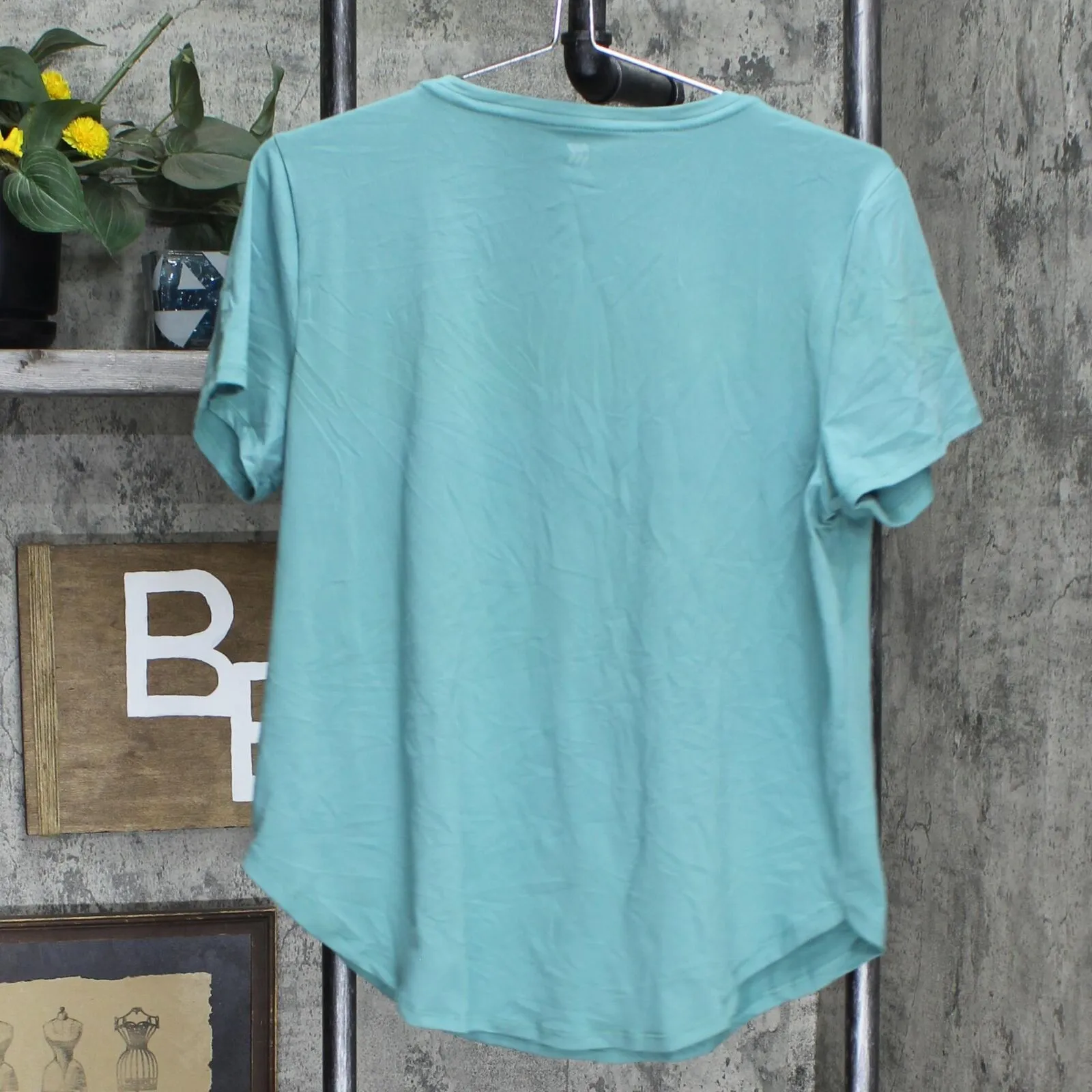 All in Motion Women's Short Sleeve Essential T-Shirt 563749