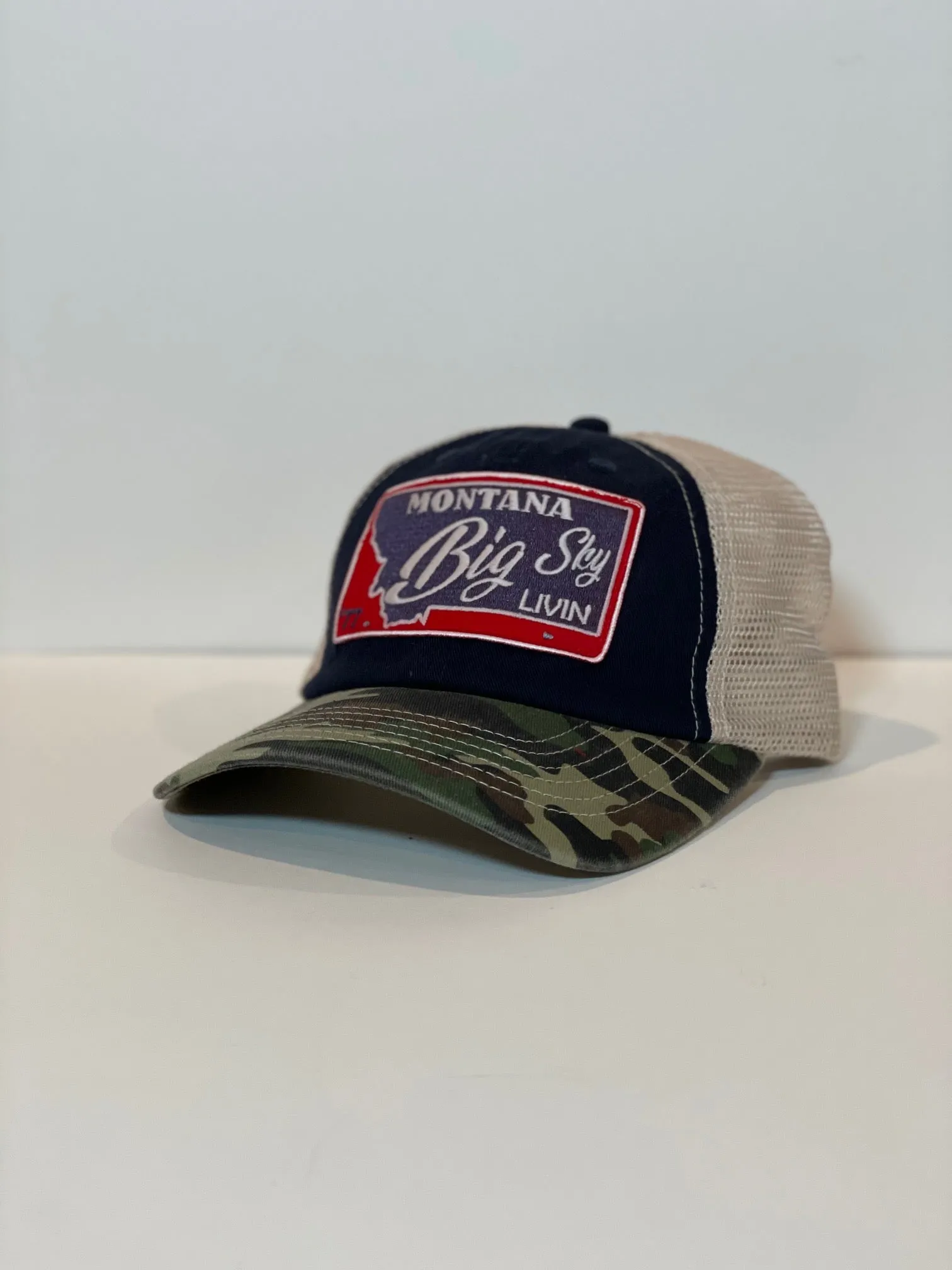 Big Sky Livin Camo Stitch Mesh (Women's) (Glow in the Dark)