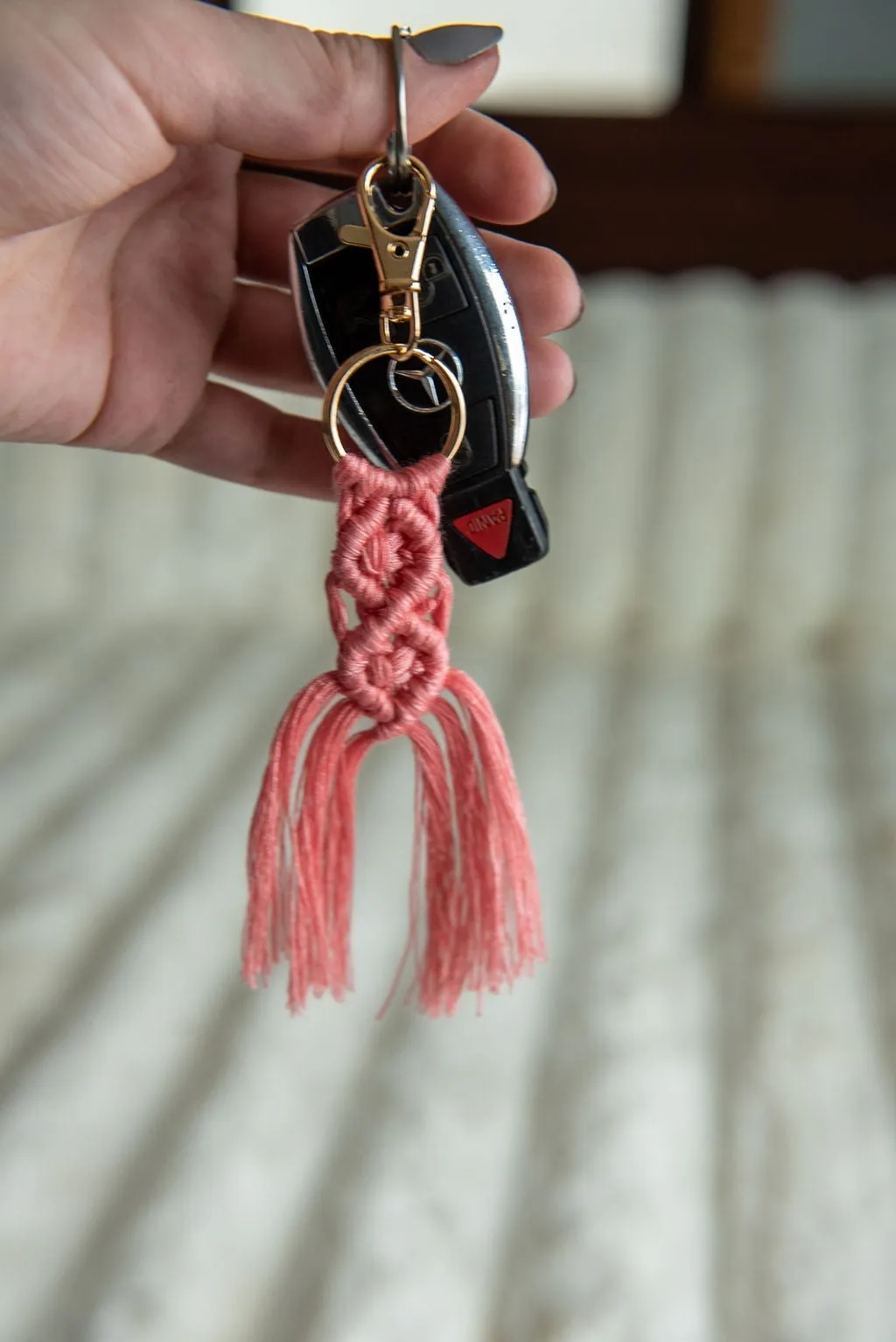 Boho Macramé Keychain in Pink
