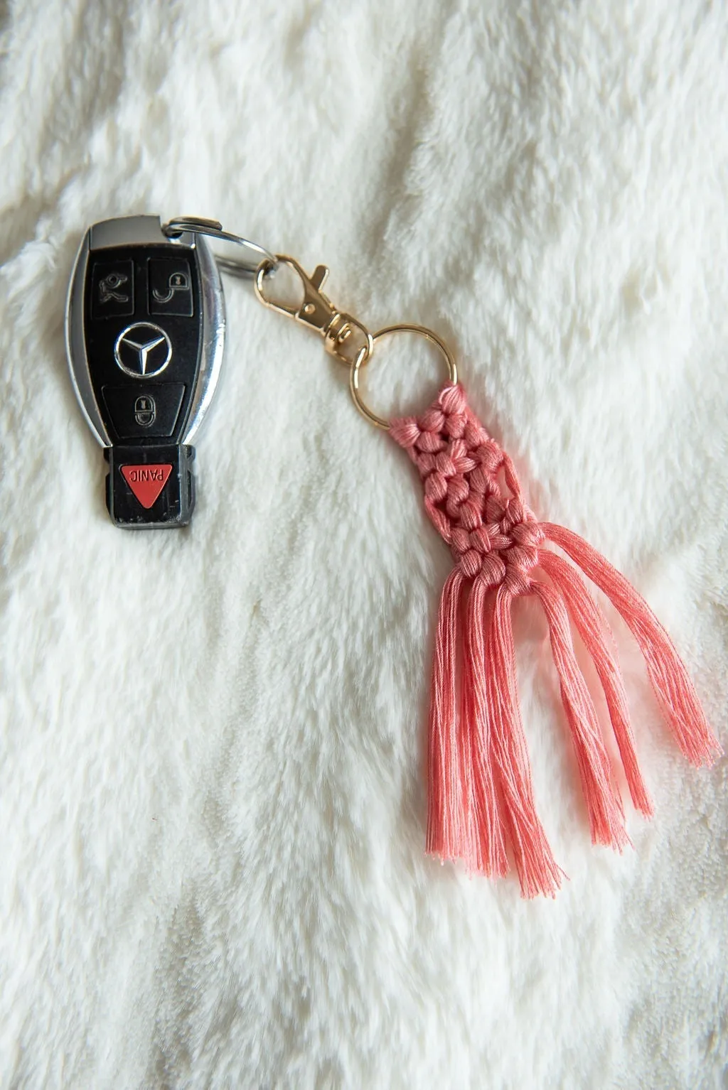 Boho Macramé Keychain in Pink