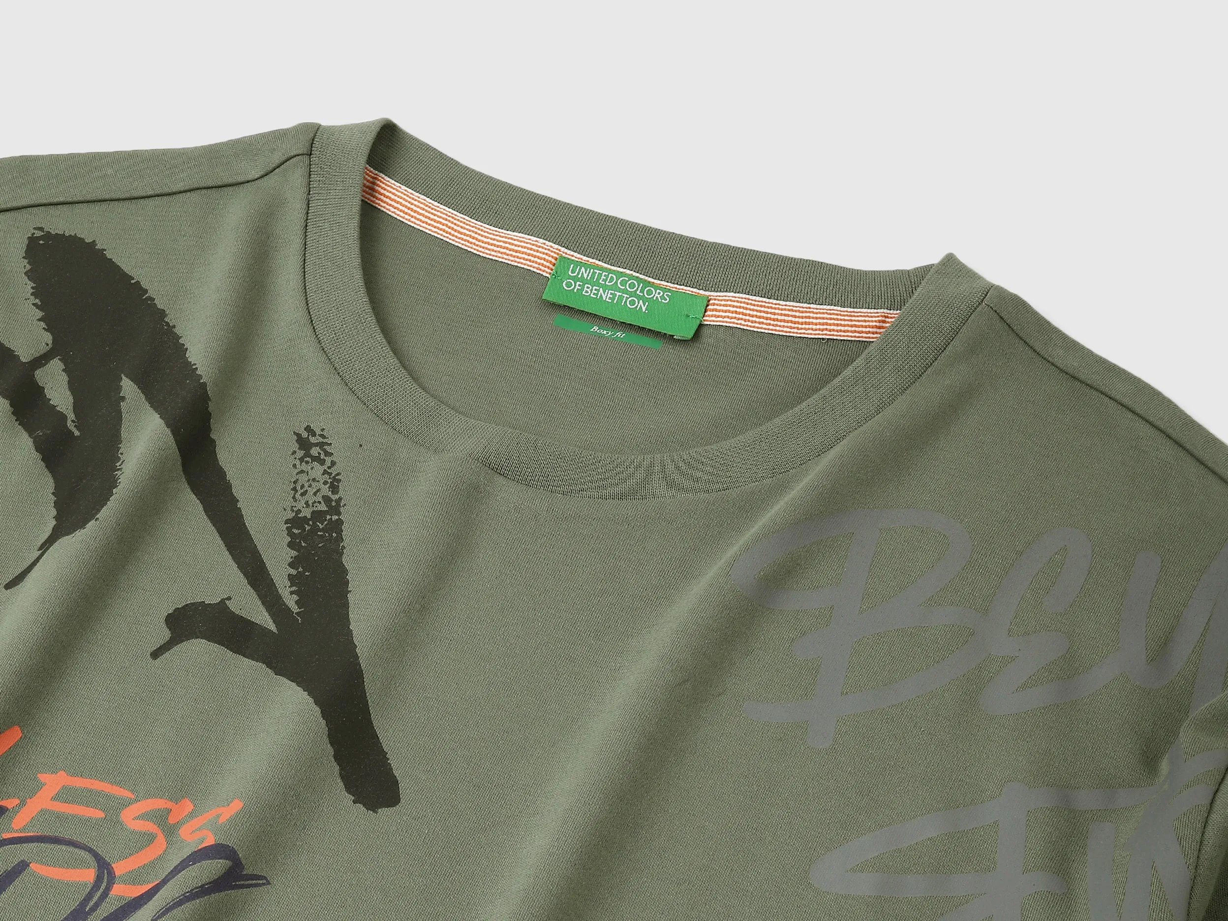 Boxy Fit Round Neck Printed Tshirt