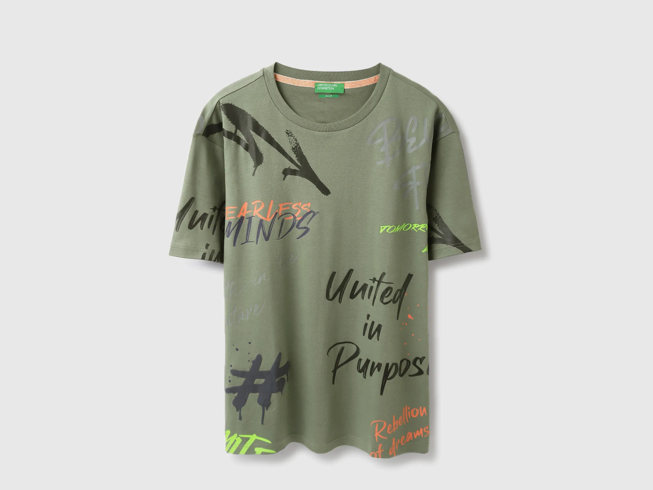 Boxy Fit Round Neck Printed Tshirt