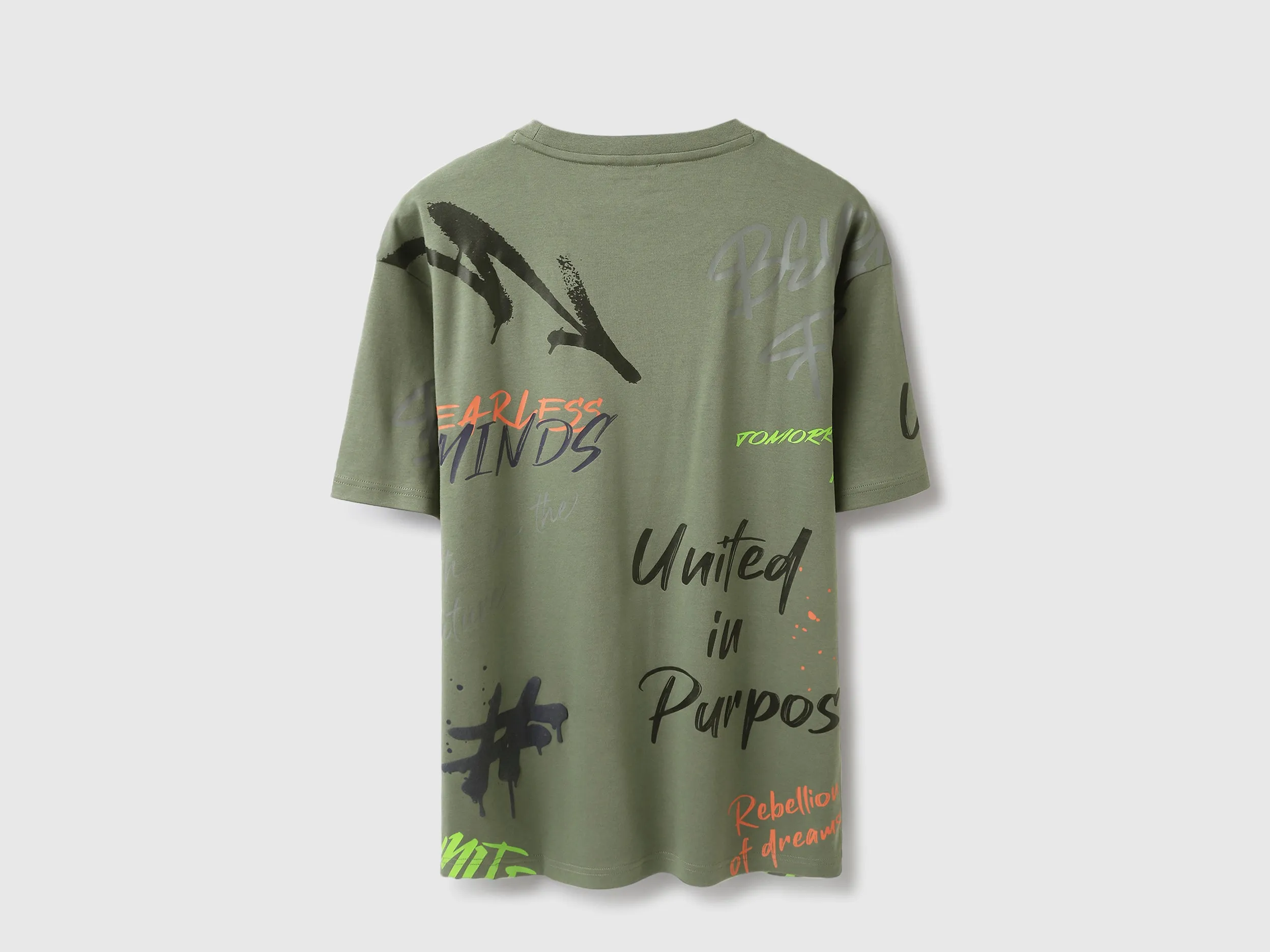 Boxy Fit Round Neck Printed Tshirt