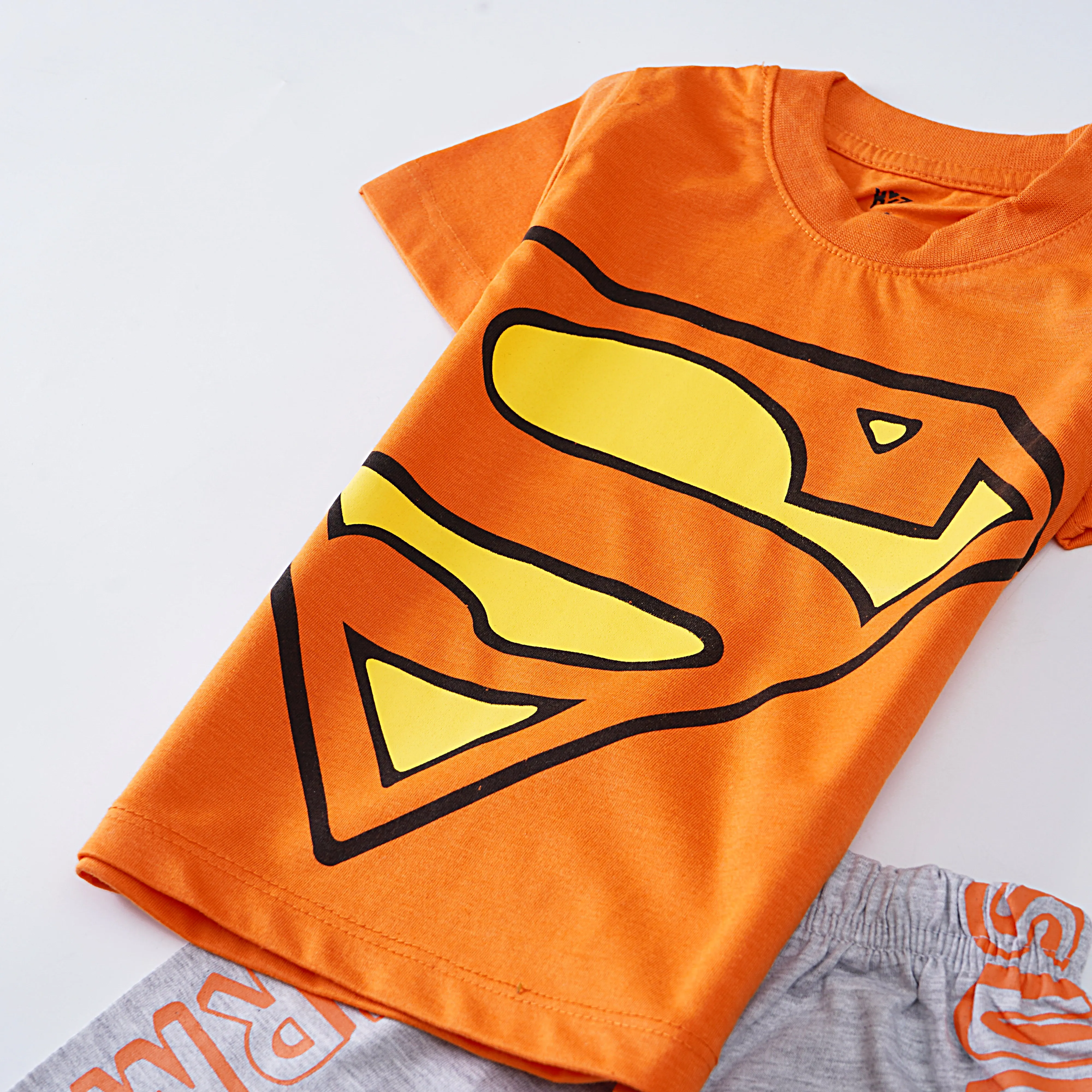Boys Half Sleeves 2 Piece Suit (Super man)