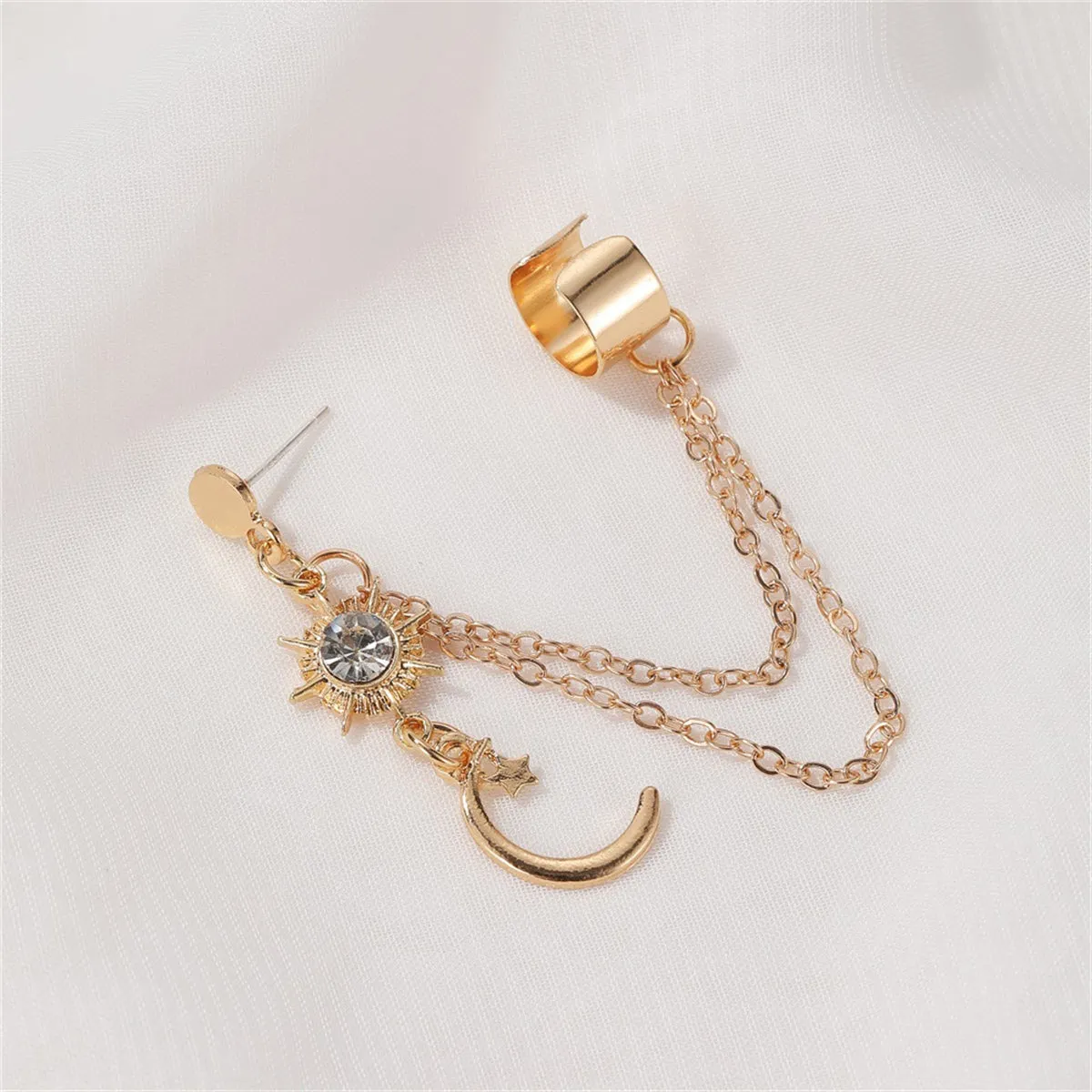Clear Cubic Zirconia & 18K Gold-Plated Moon Chain Ear Cuff
