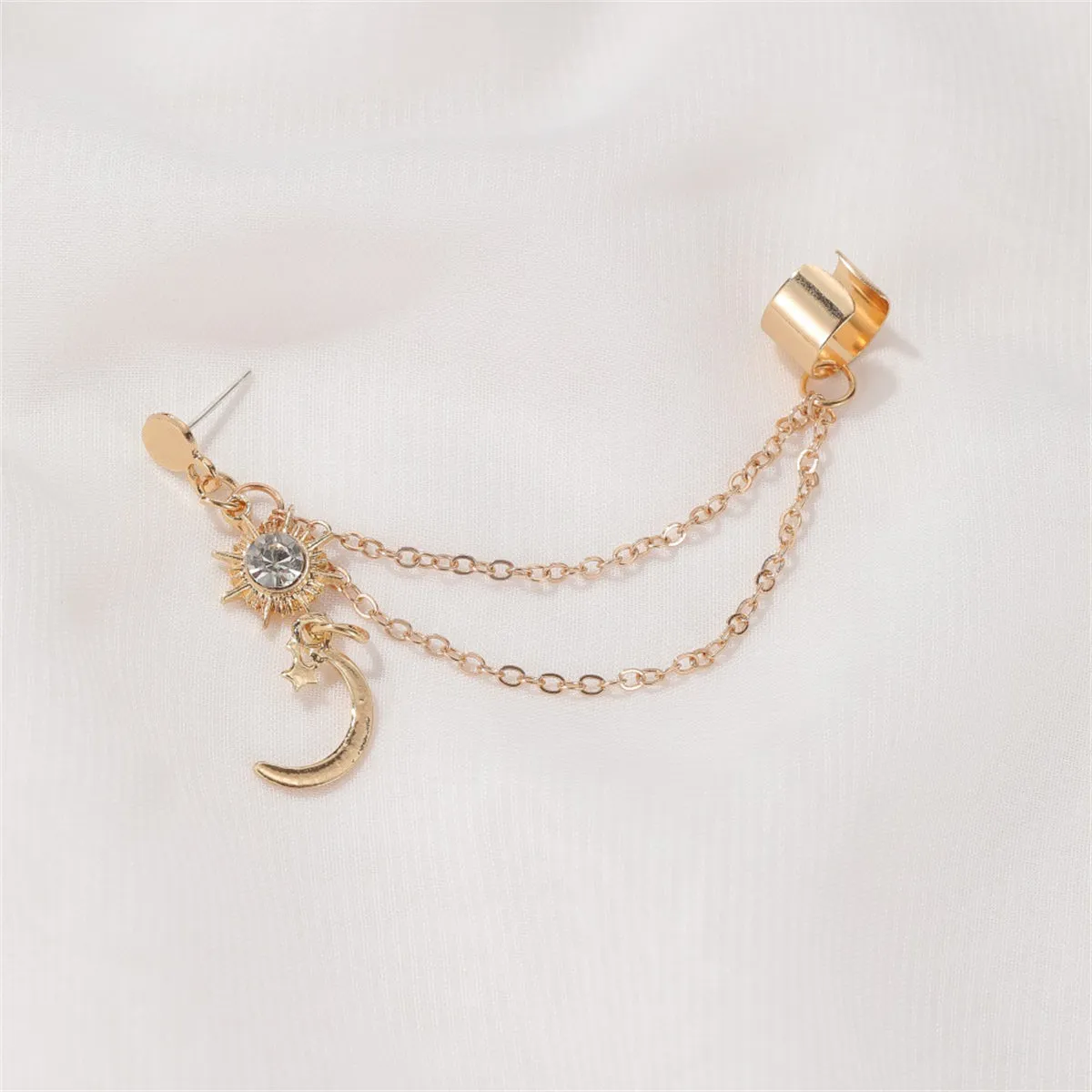 Clear Cubic Zirconia & 18K Gold-Plated Moon Chain Ear Cuff