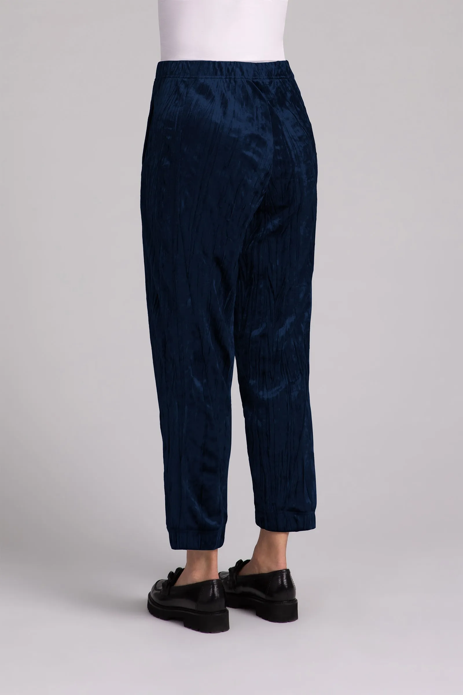 Crinkle Velvet Half Cuff Jogger Pant