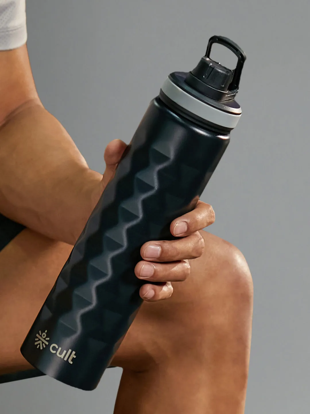 cult Steel Bottle 1Ltr Diamond Sports cap Black