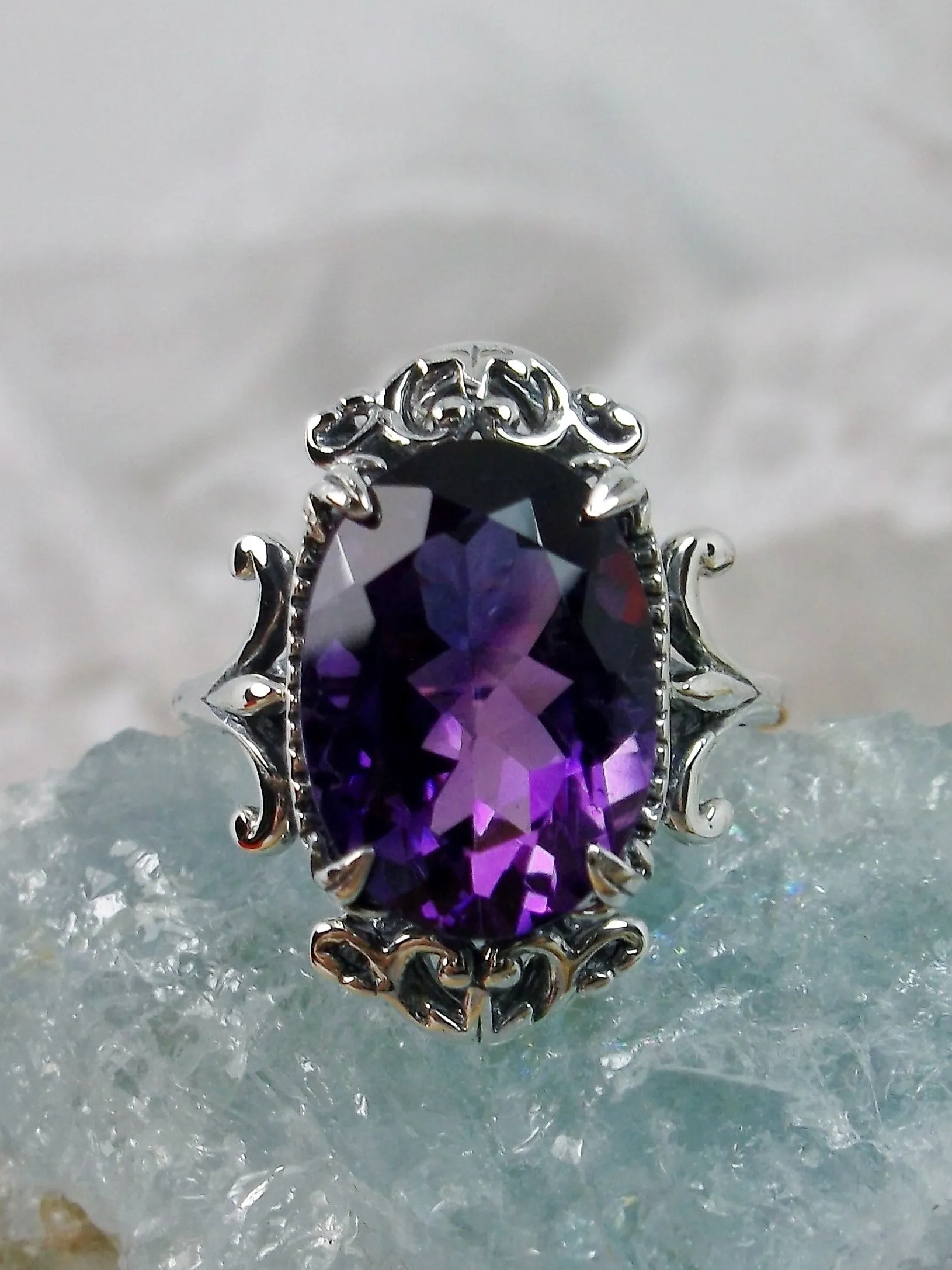 D84, Vampire Ring, Natural or Simulated Oval Gem, Gothic Vintage Style Jewelry, #D84