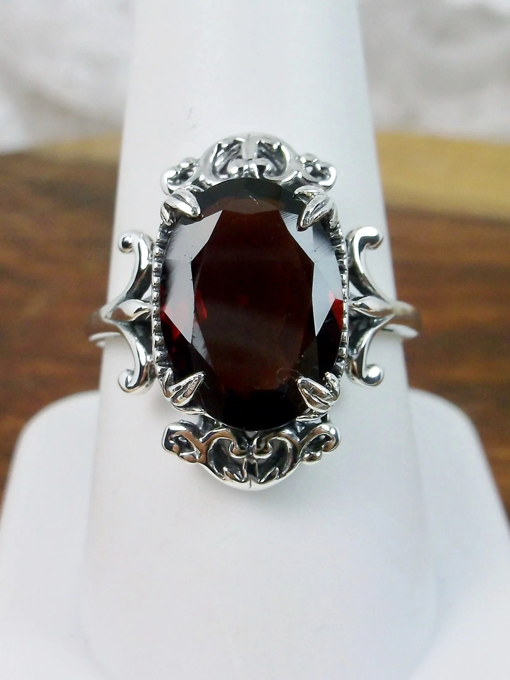 D84, Vampire Ring, Natural or Simulated Oval Gem, Gothic Vintage Style Jewelry, #D84