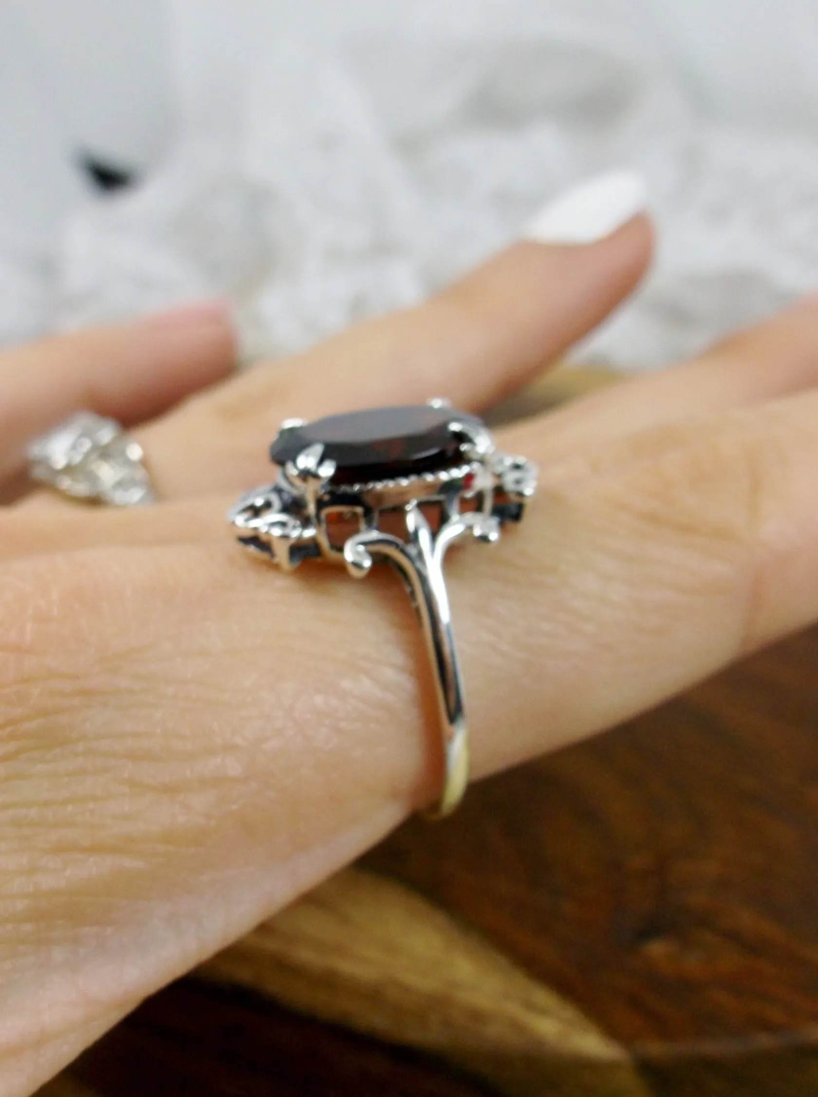 D84, Vampire Ring, Natural or Simulated Oval Gem, Gothic Vintage Style Jewelry, #D84
