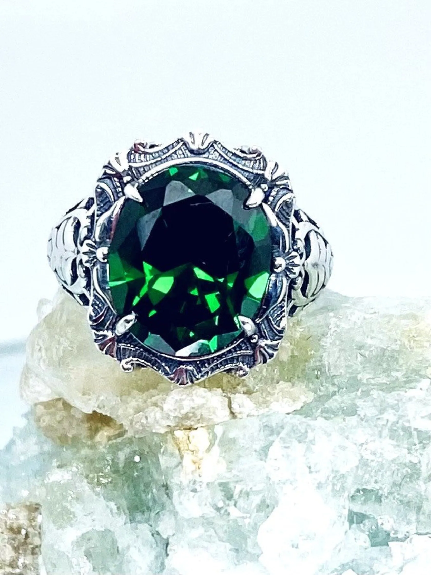 Emerald CZ Ring, Oval Art Nouveau Style, Vintage Sterling Silver Filigree Ring, Beauty Ring, D229