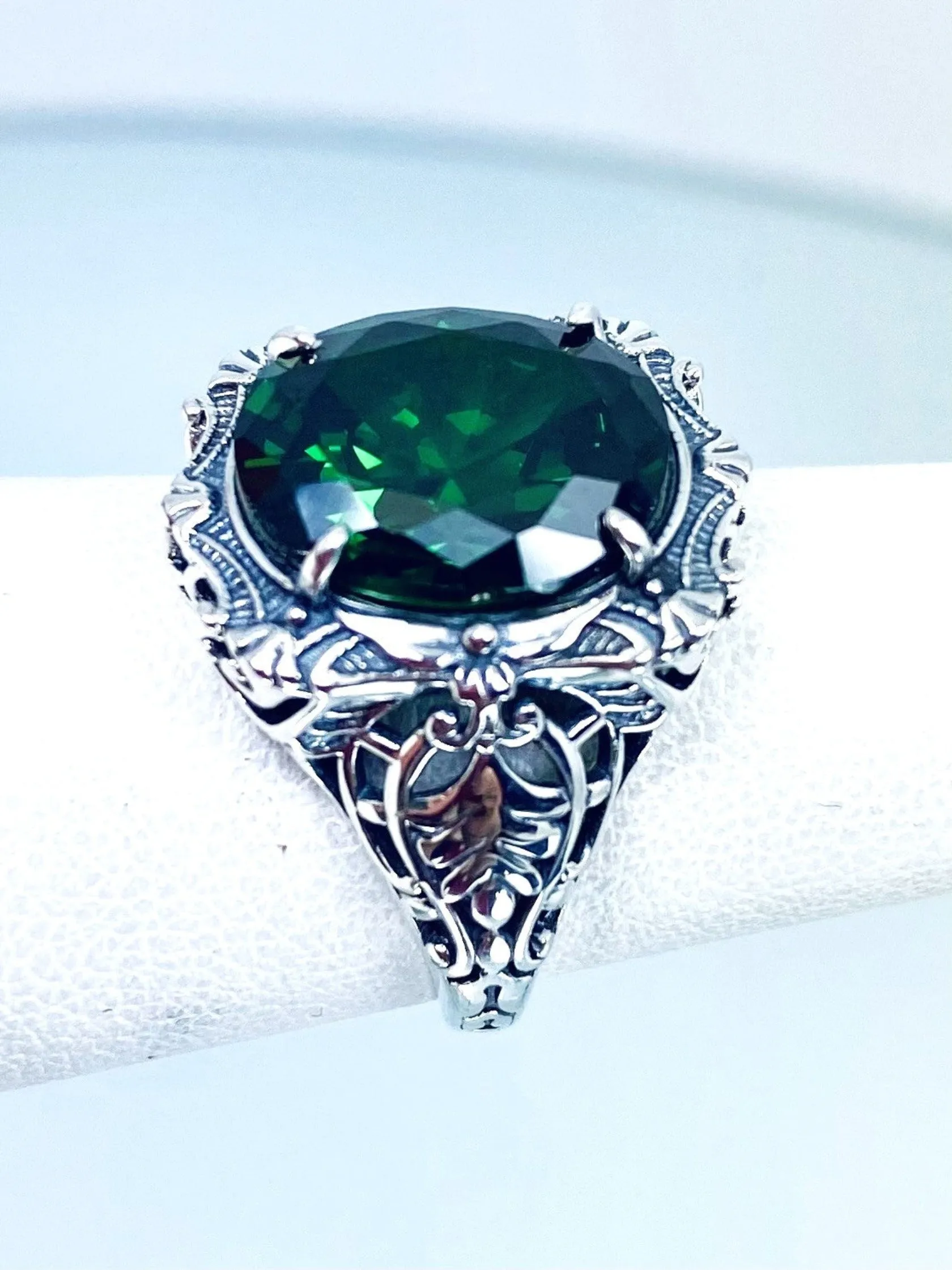 Emerald CZ Ring, Oval Art Nouveau Style, Vintage Sterling Silver Filigree Ring, Beauty Ring, D229
