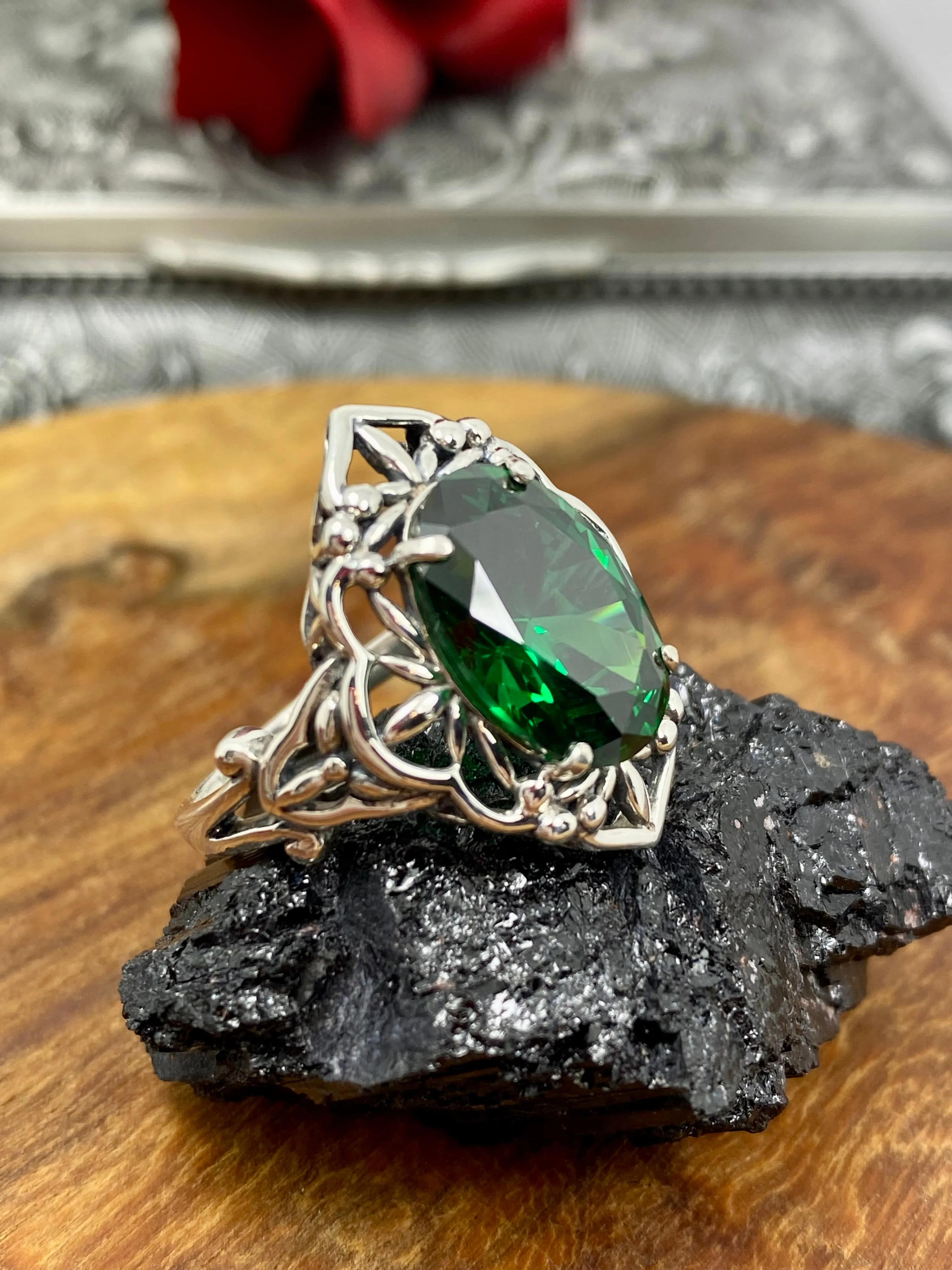 Emerald Green CZ Ring Gothic Filigree Ring - Vintage Style Ring D98
