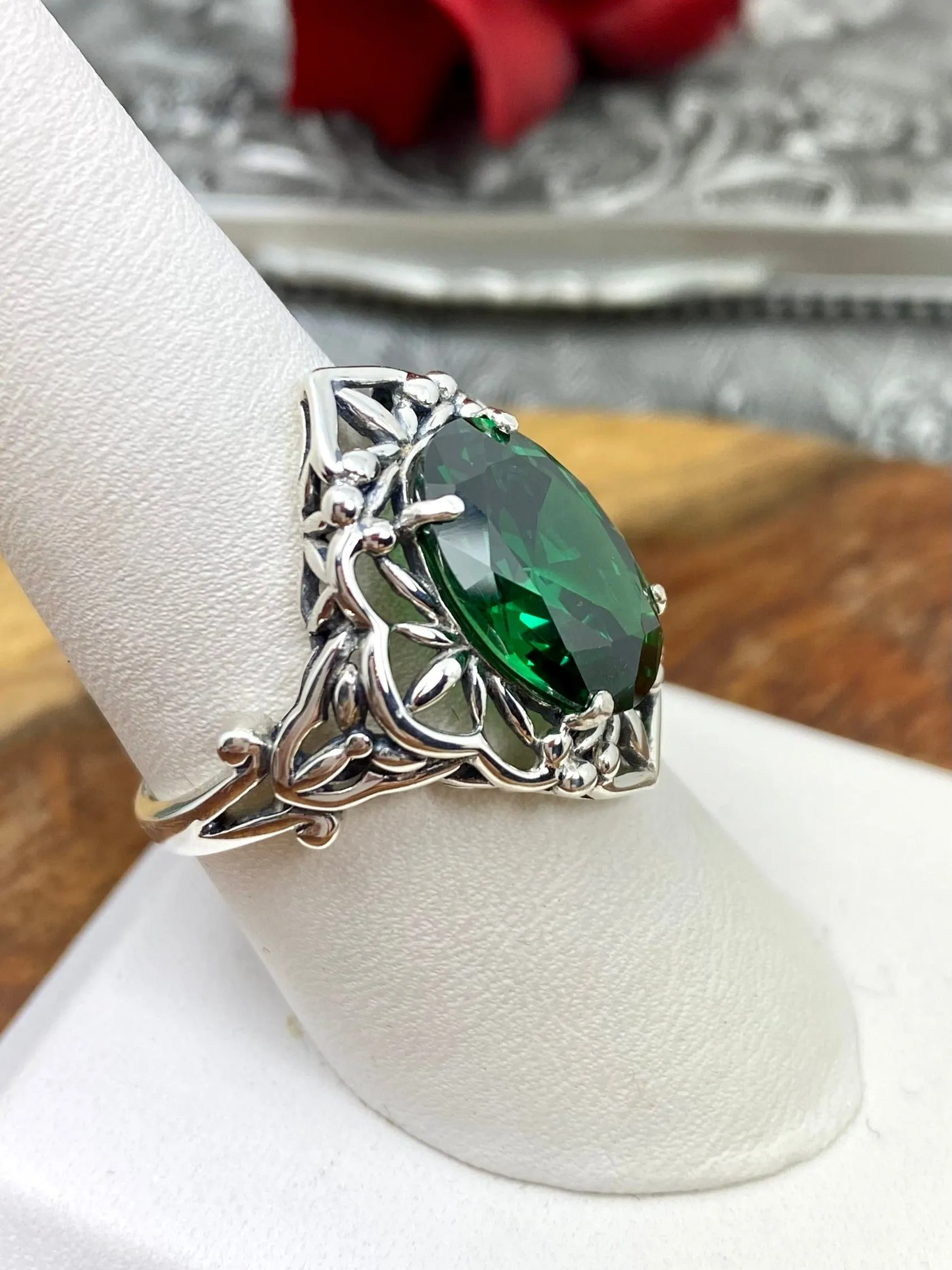 Emerald Green CZ Ring Gothic Filigree Ring - Vintage Style Ring D98