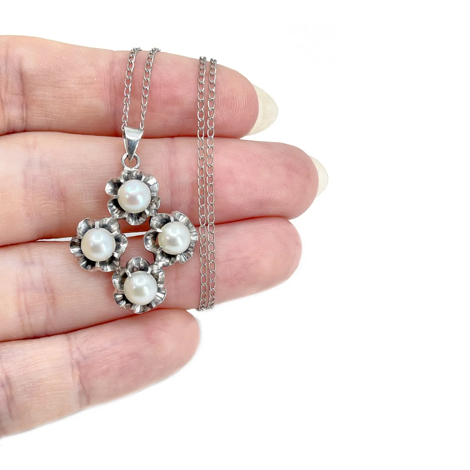 Gothic Claw Prong Vintage Japanese Cultured Akoya Pearl Pendant Necklace- Sterling Silver 18 Inch