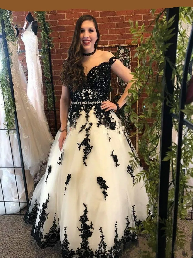 Gothic Corset Lace Bridal Dress Sexy Capped Sleeves Sheer Neck Appliques And Court Train