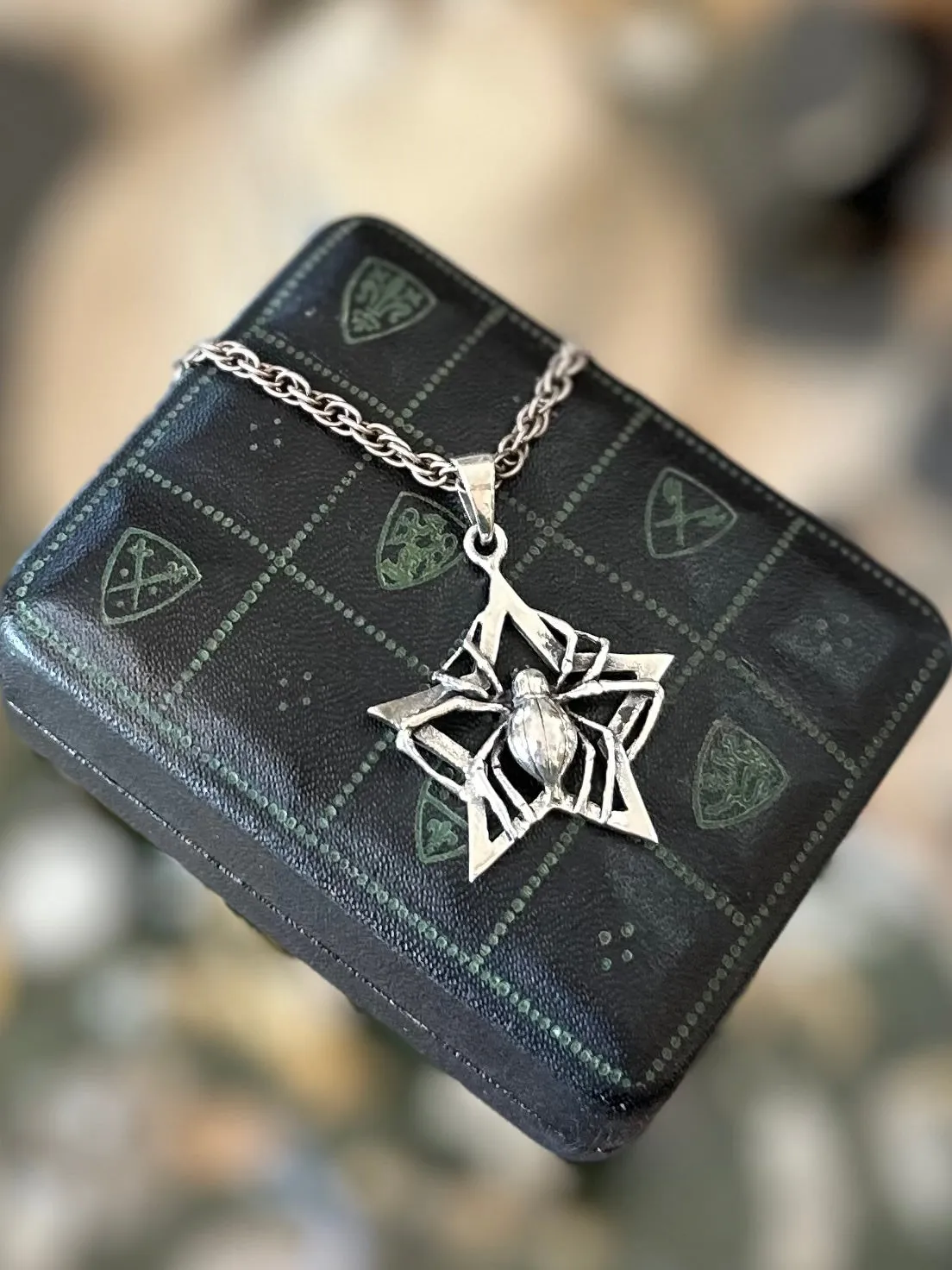 Gothic Sterling Silver Spider Star Black Widow Pendant Necklace Hook Clasp 19”