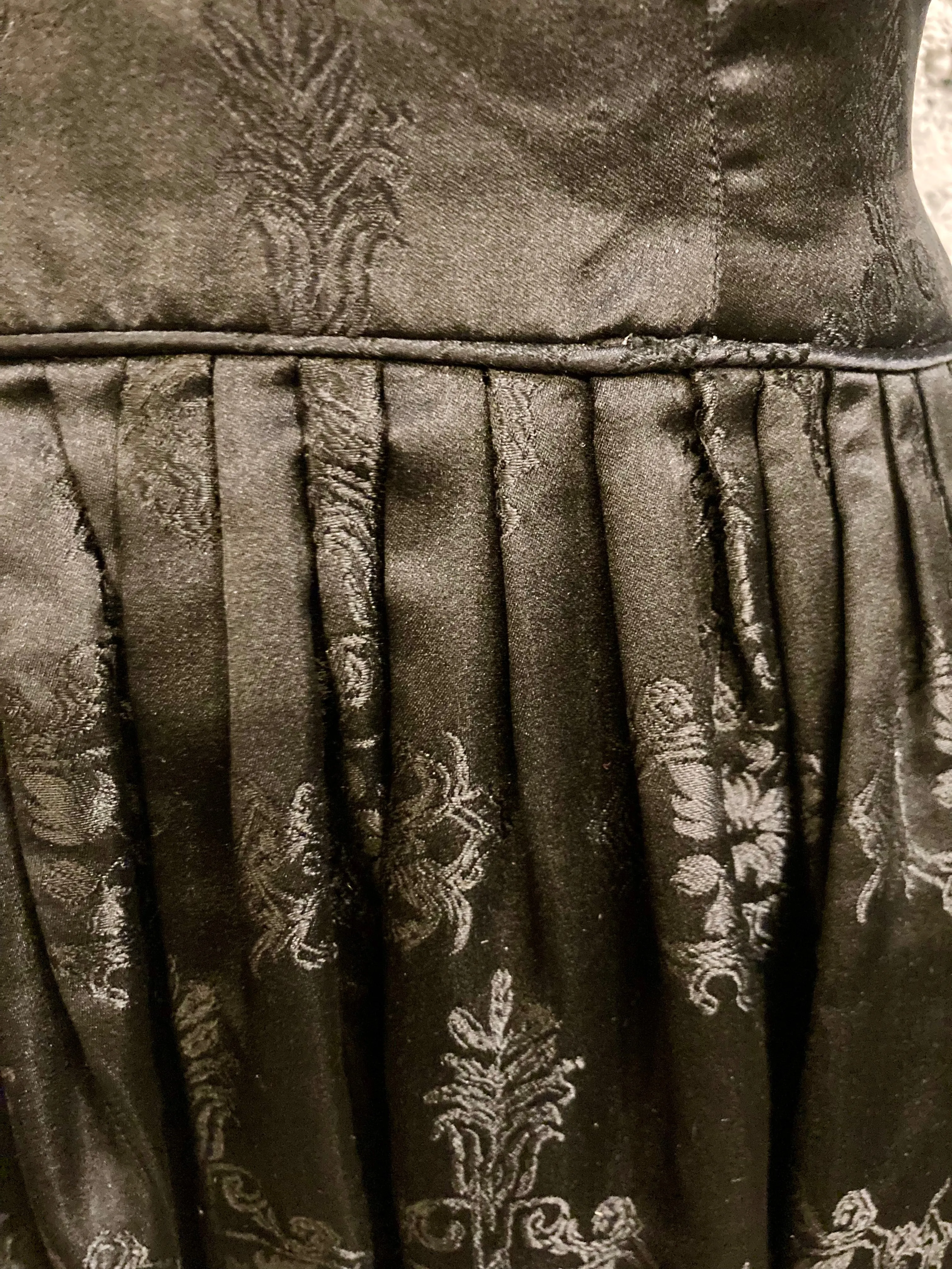 Gothic Vintage 1950s Dress