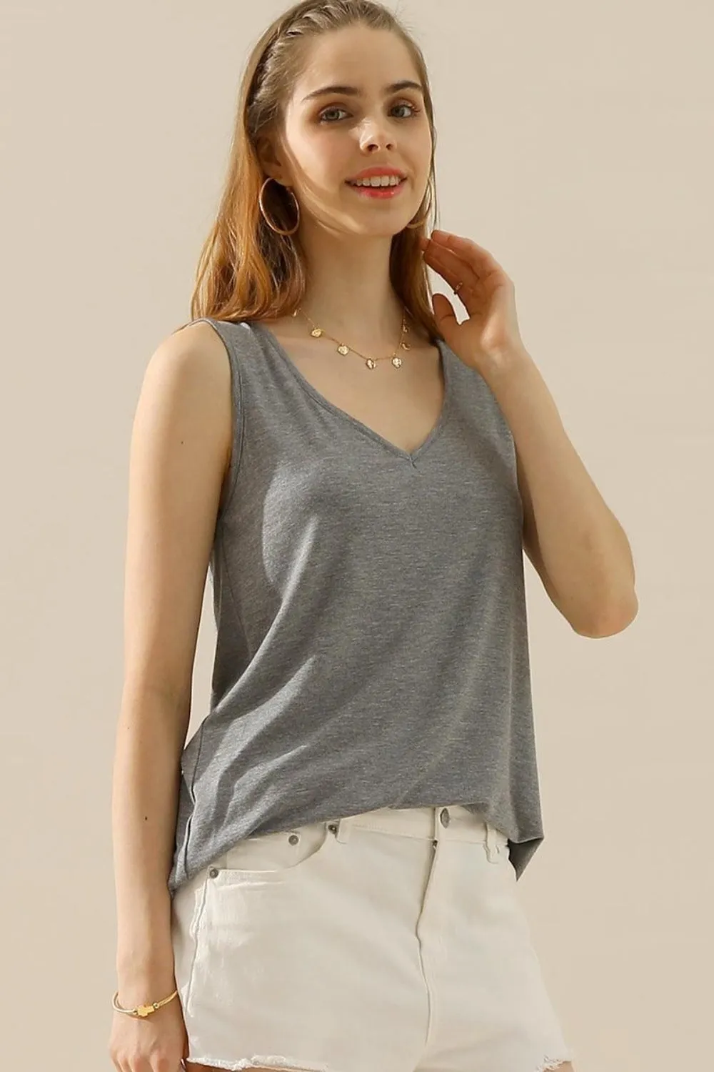 Hazel Blues® | Ninexis V-Neck Curved Hem Tank