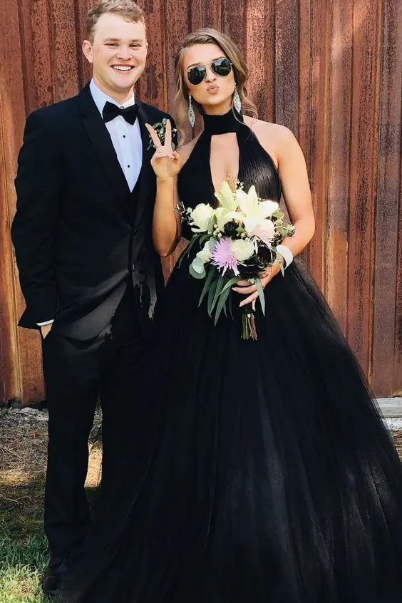 High Neck Gothic Wedding Dress Tulle Ball Gown Black Long Prom Dresses