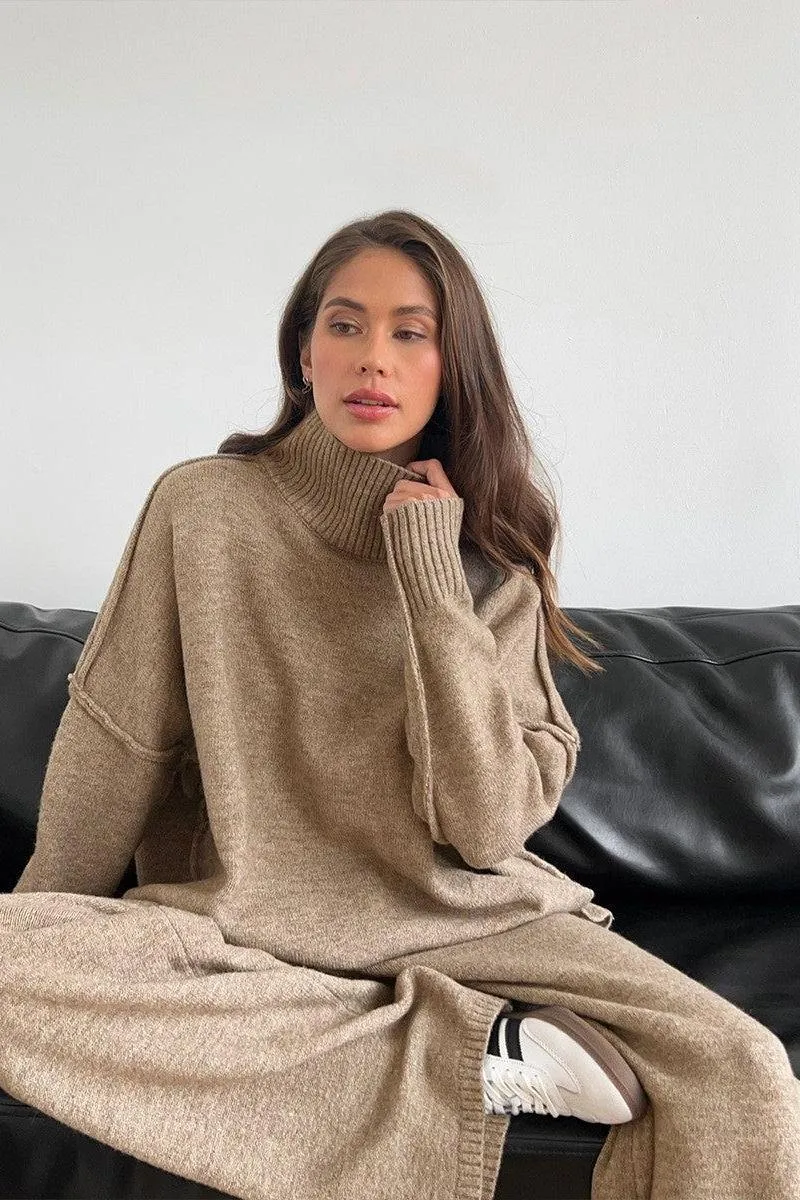 High-neck Sweater Suit