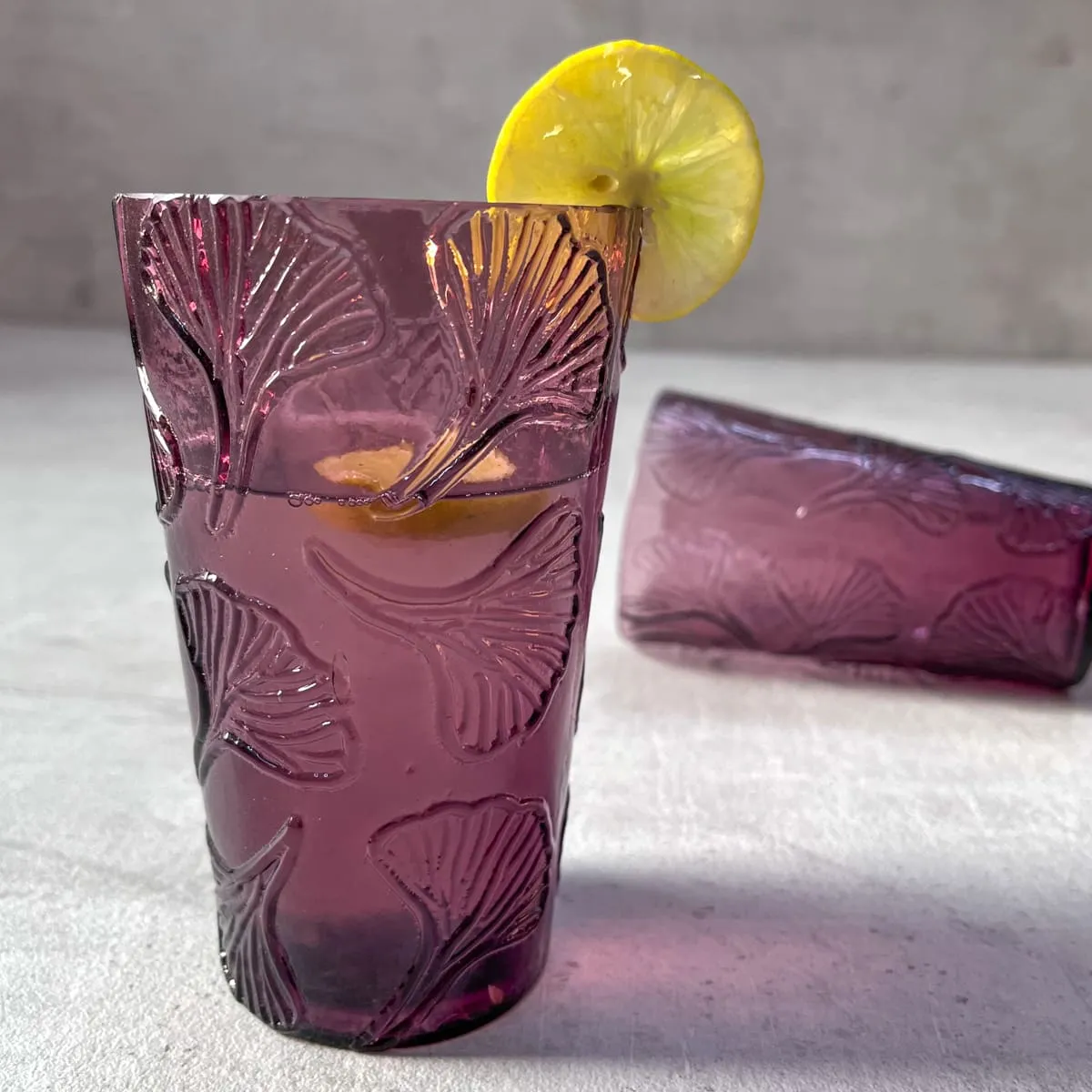 Home Artisan Zephyr Plum Gingko Leaf Drinking Glass (Set of 2)