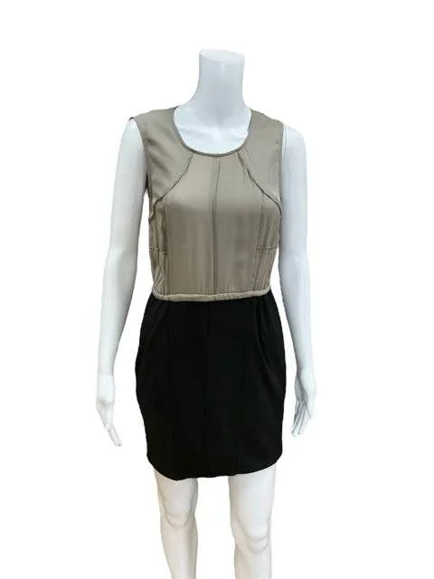 Line & Dot Dress Size Small