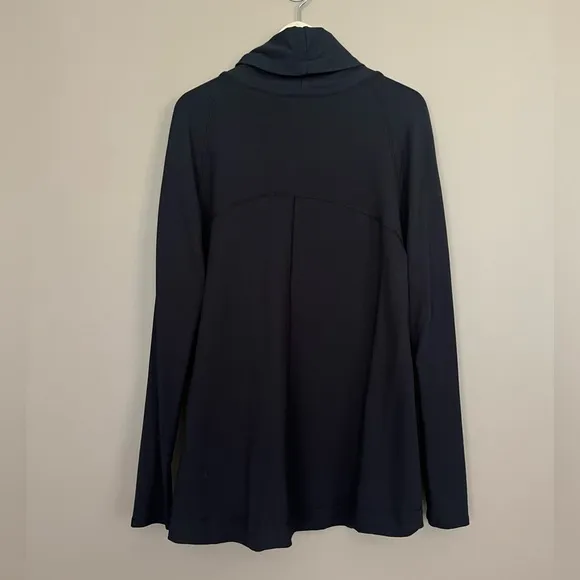 {Lululemon} Coast Easy Wrap Jacket in Black - Womens 8