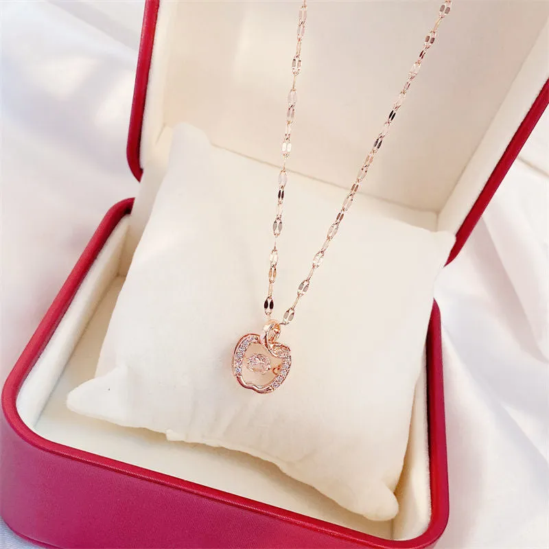 Luxury Female Necklace Charm Jewelry For Woman