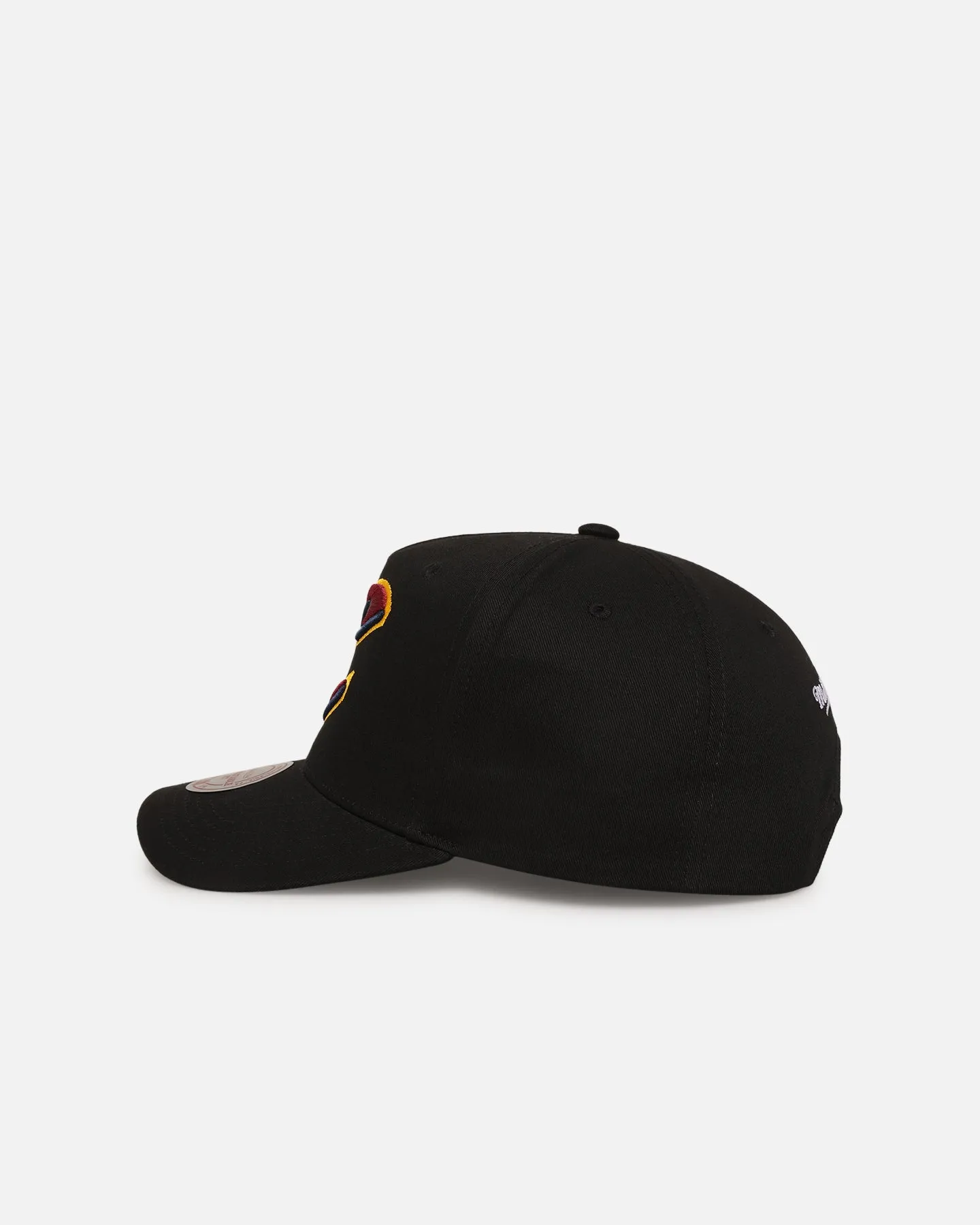 Mitchell & Ness Cleveland Cavaliers Team Colour Logo MVP Snapback Black