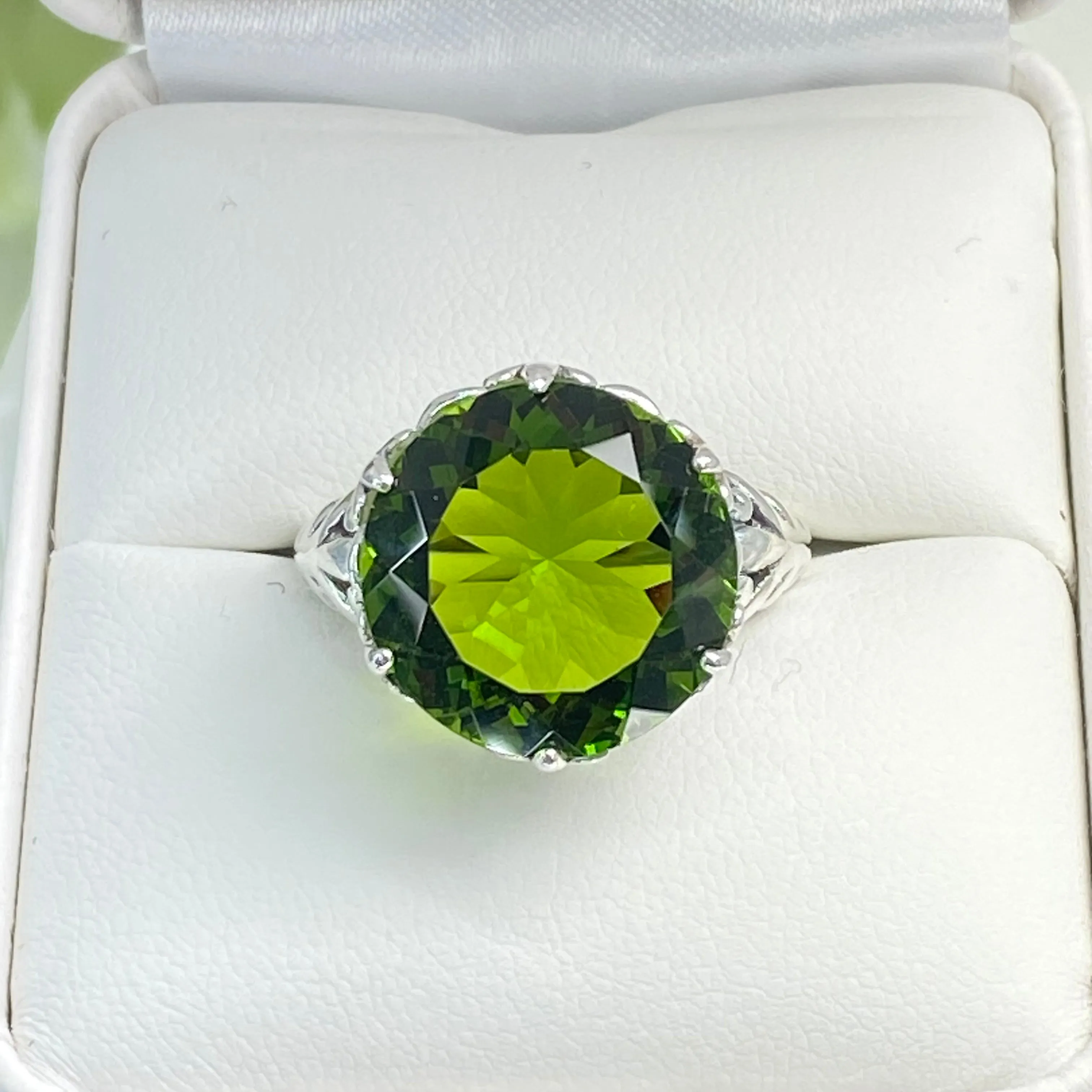 Peridot Ring, Size 7, Romantic Gothic Jewelry #D123 - Ready to Ship