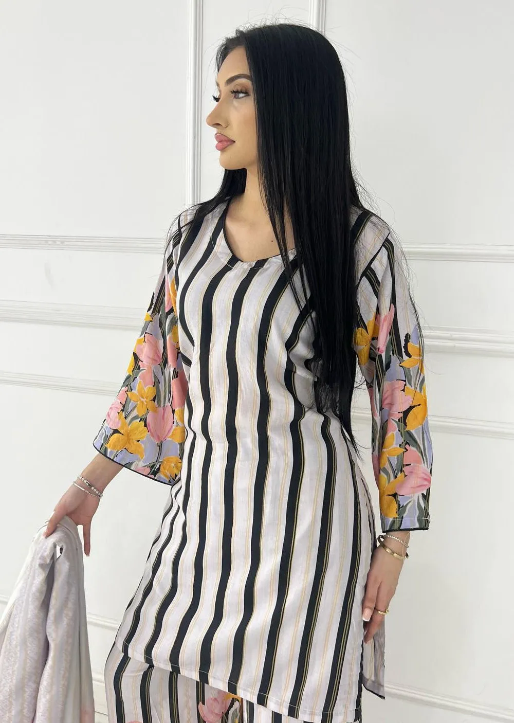 SLMN-01 - Gry/Blk - Readymade - Raaz Linen Suit 2025