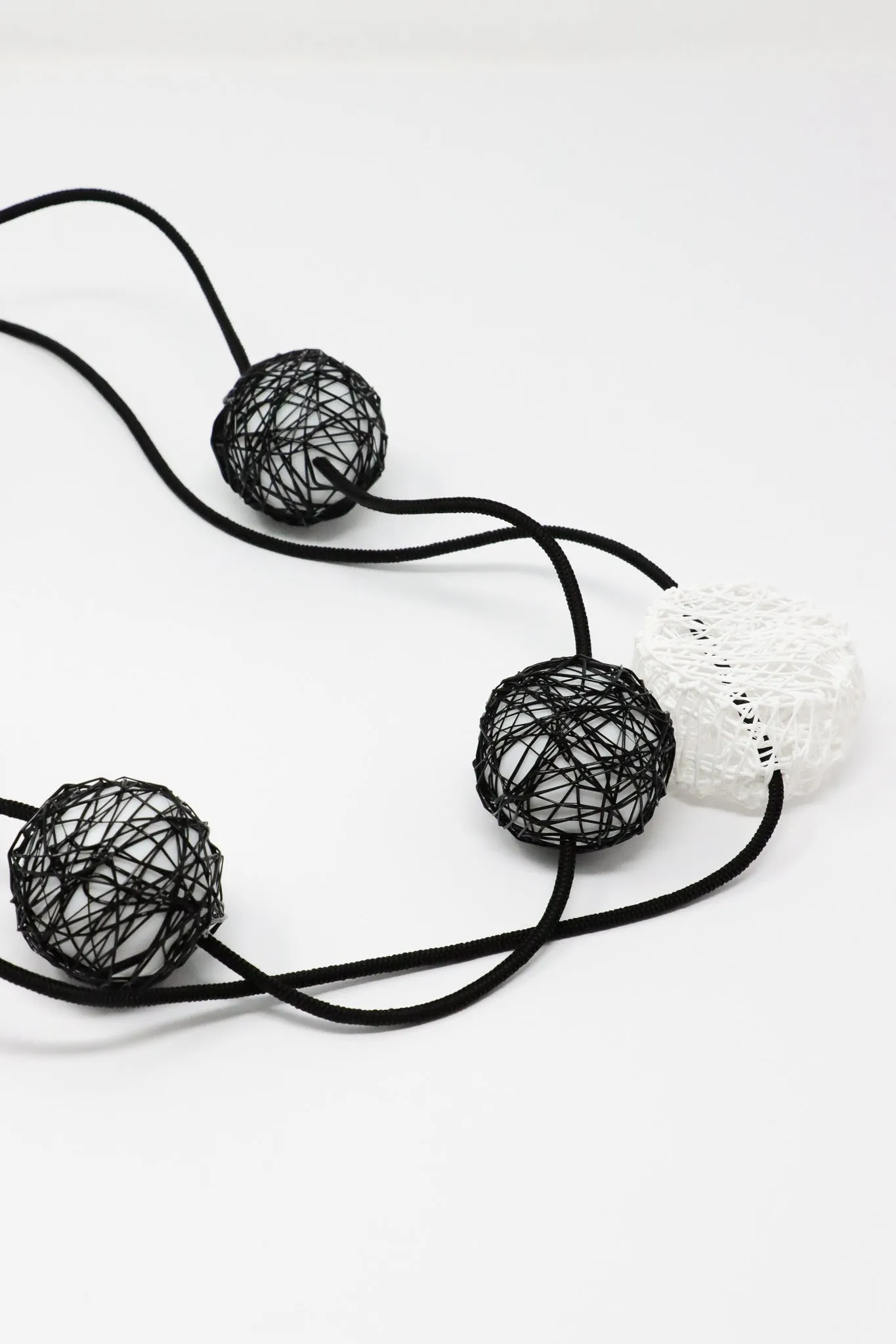 Takara Circle Nest Necklace