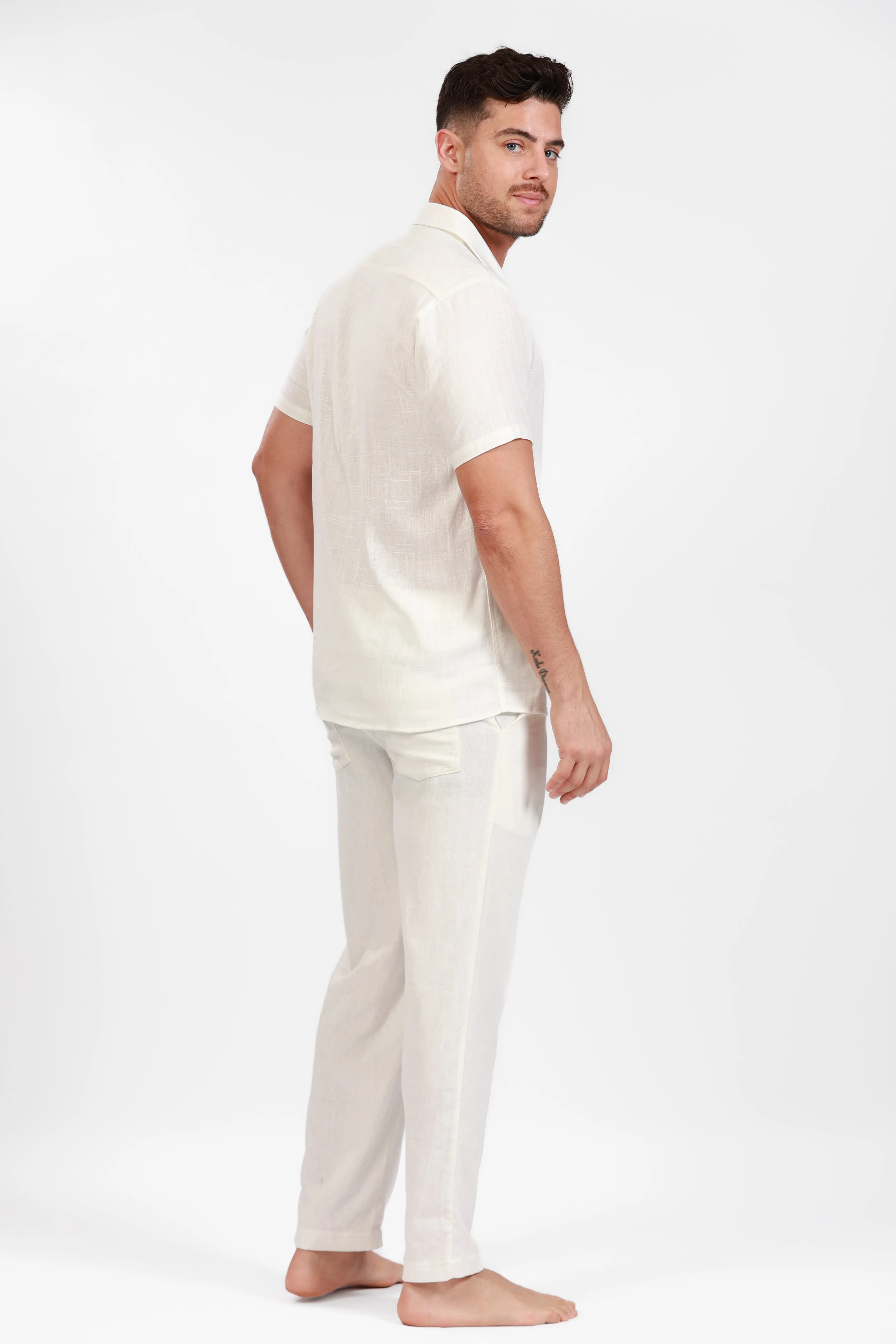 WHITE LINEN SHORT SLEEVE BUTTON DOWN SHIRT