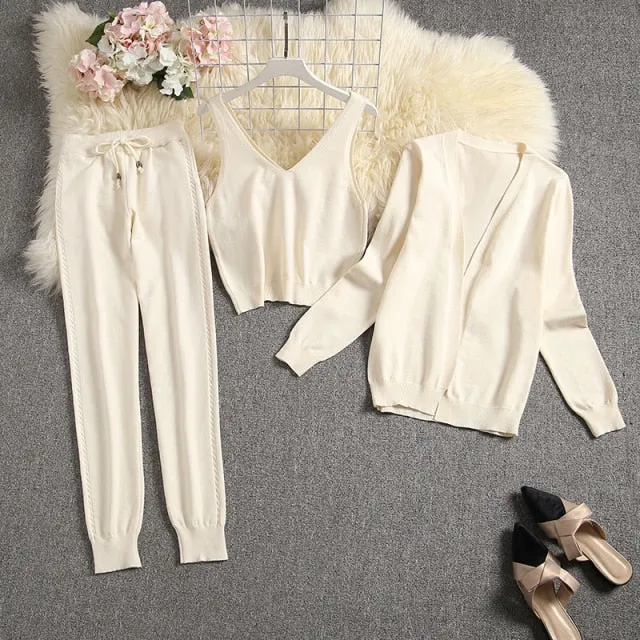 Women Seasonal Stylish Clothes Set