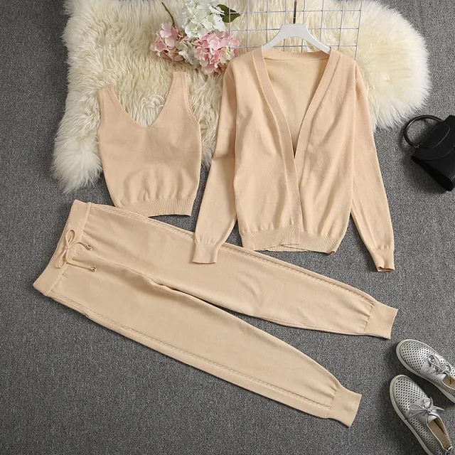 Women Seasonal Stylish Clothes Set